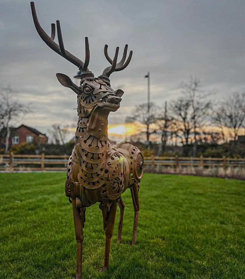 Heritage Stag 2004 - metal sculpture created by artist Alan Williams in Sussex