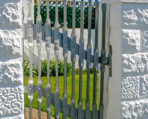 Alan Williams Twist Gate Metal Artwork Commission, Brighton Sussex